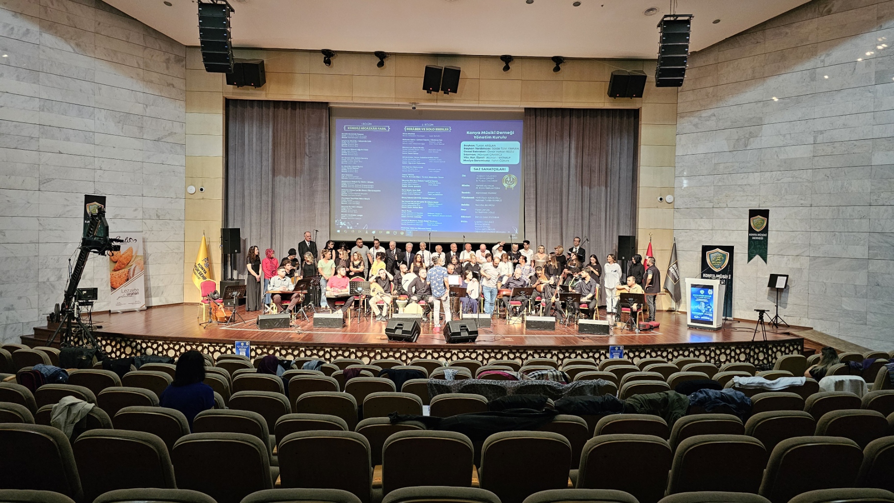 Konser öncesi son hazırlıklar.